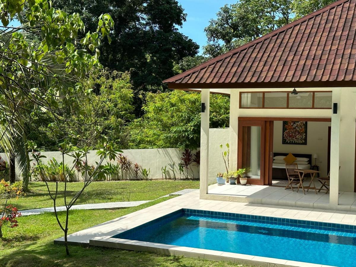Villa Meranti - Spacious Private Pool Villa ปันไตเจอนัง ภายนอก รูปภาพ