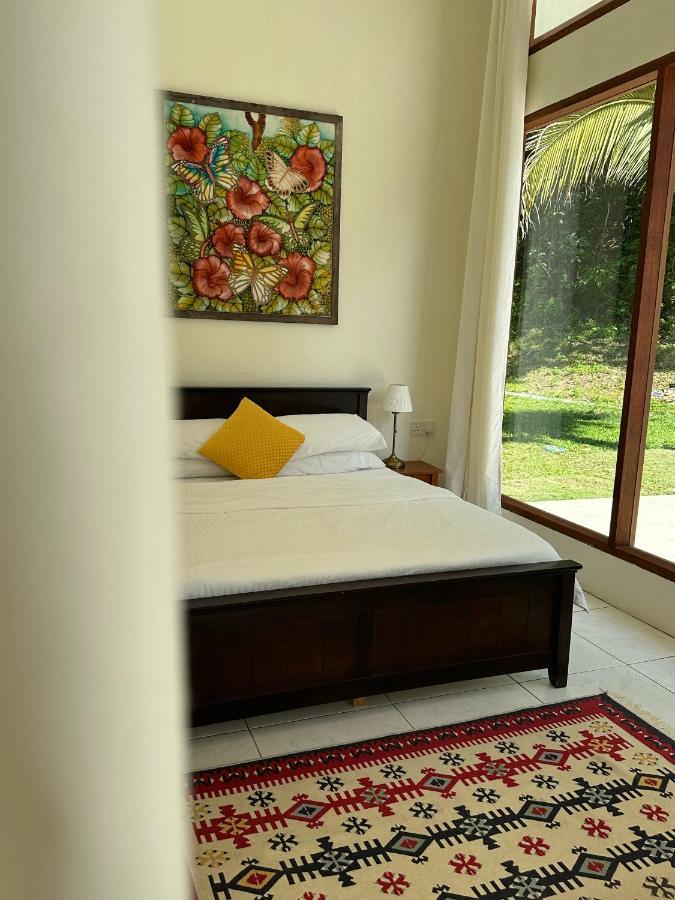 Villa Meranti - Spacious Private Pool Villa ปันไตเจอนัง ภายนอก รูปภาพ
