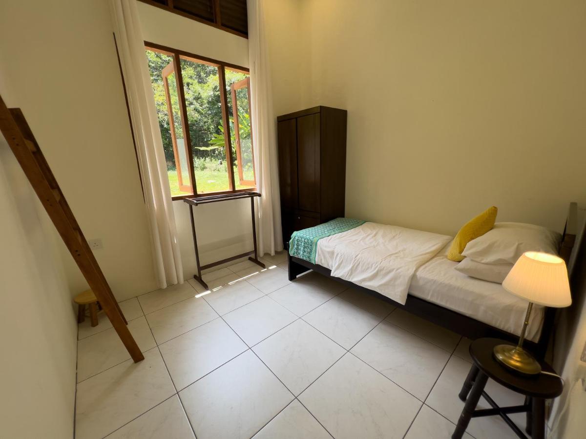 Villa Meranti - Spacious Private Pool Villa ปันไตเจอนัง ภายนอก รูปภาพ