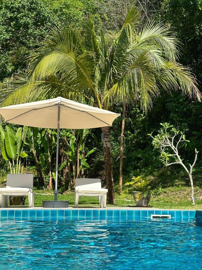Villa Meranti - Spacious Private Pool Villa ปันไตเจอนัง ภายนอก รูปภาพ