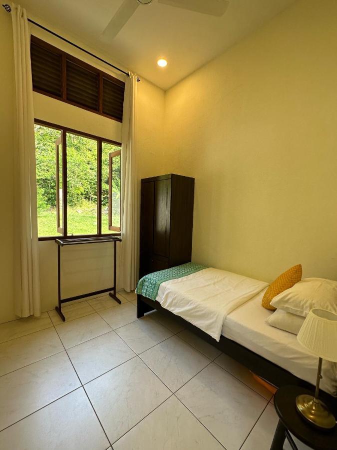 Villa Meranti - Spacious Private Pool Villa ปันไตเจอนัง ภายนอก รูปภาพ